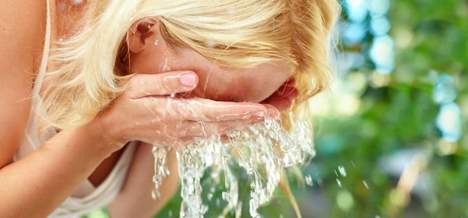 敏感肌のNG洗顔方法