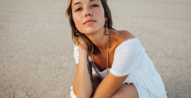 顔の脱毛をプロに任せた方が良い理由&後悔しない脱毛サロンの選び方