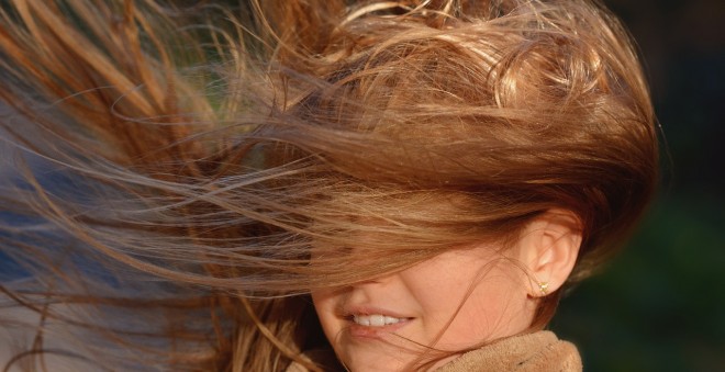 切れ毛・枝毛をどうにかしたい…正しいヘアケア方法とおすすめシャンプー