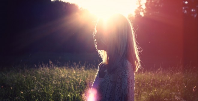 におい・かゆみの頭皮トラブルは3つのバランスの崩れが原因！正しい頭皮ケアできれいな髪に